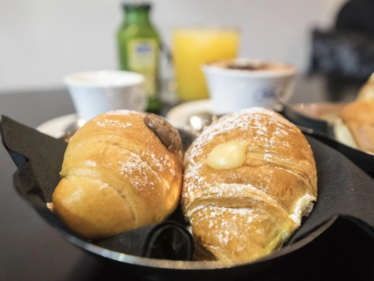 Donna Luisa Bed & Breakfast Naples